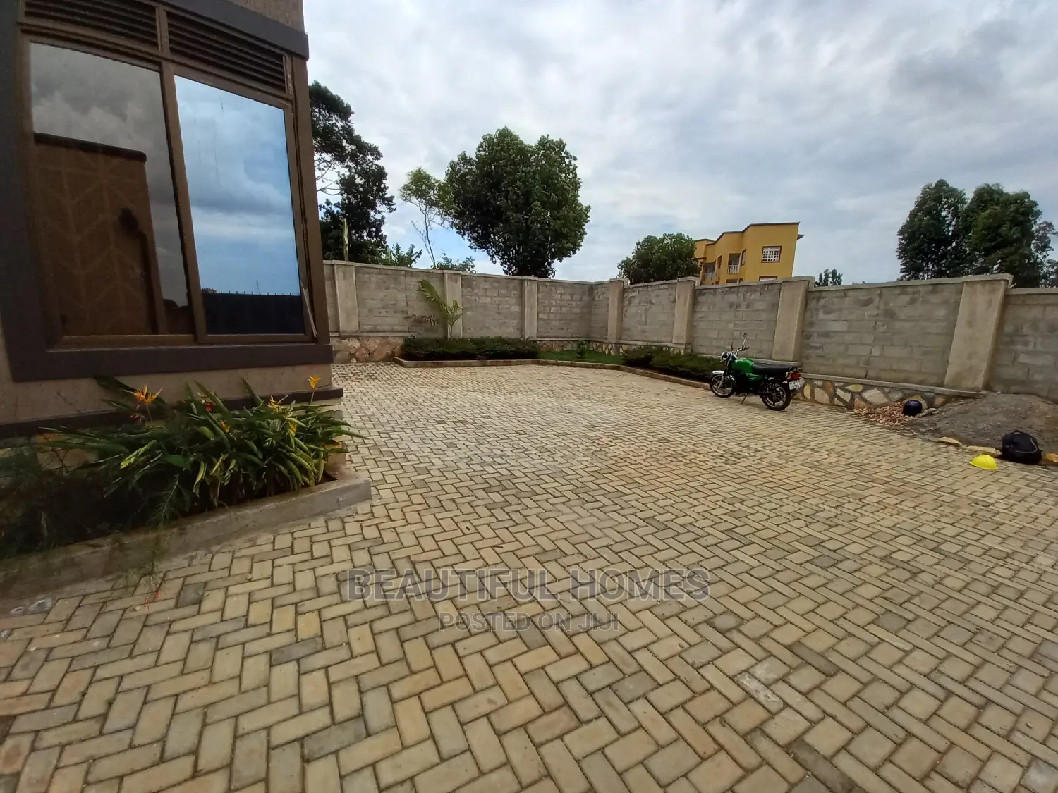 Furnished 2bdrm Apartment in Namugongo, Kira for Sale in Kira