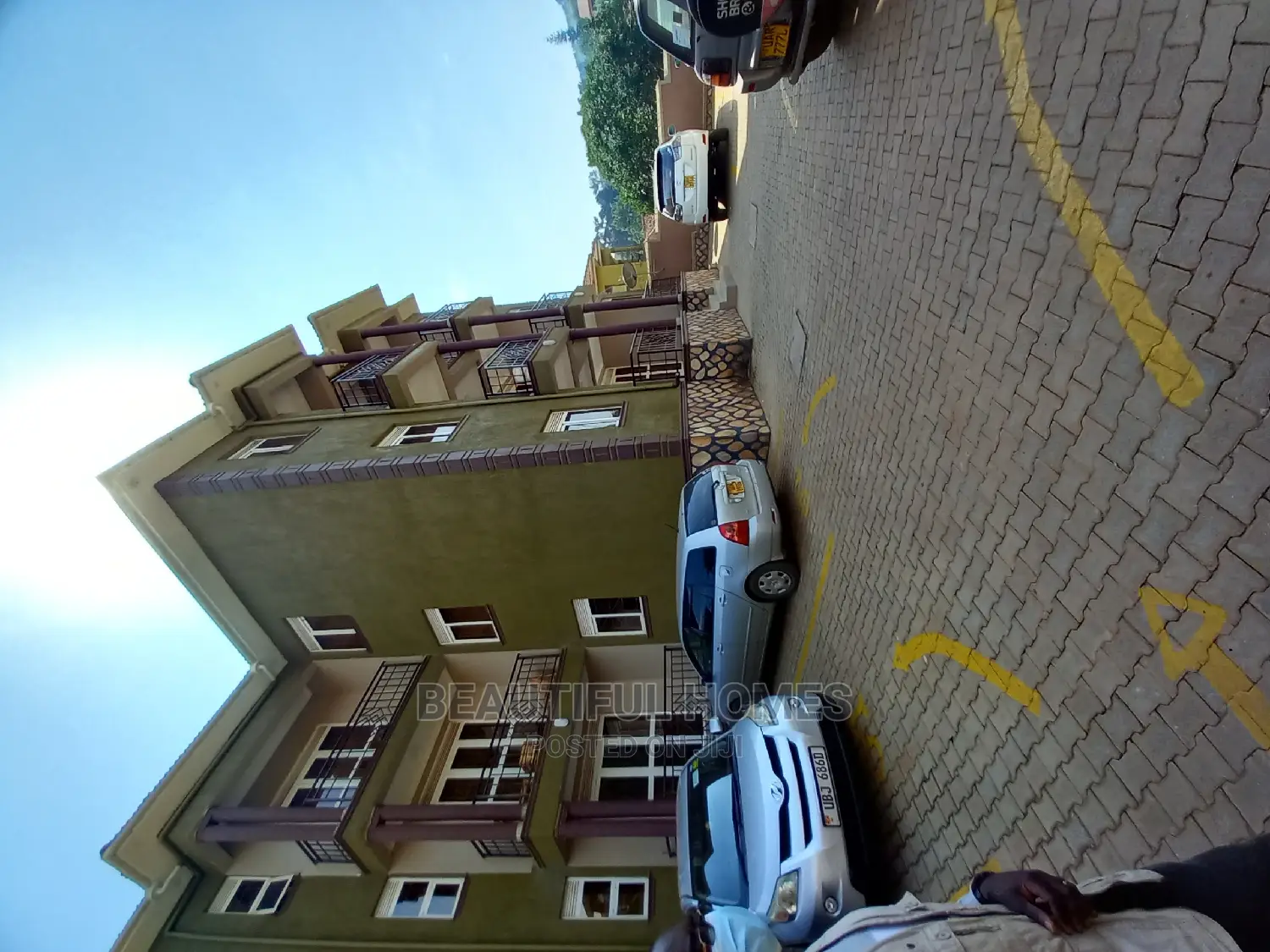 Furnished 2bdrm Apartment in Kisaasi, Central Division for Sale in Central Division