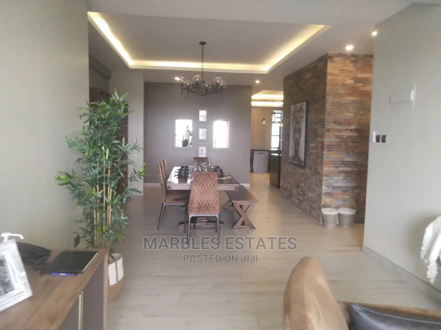 3bdrm Apartment in Kololo, Central Division for Sale in Central Division