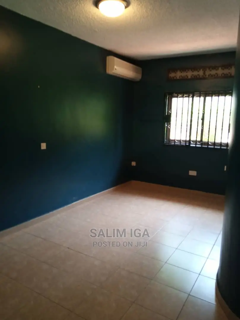 4bdrm Bungalow in Kololo Property, Central Division for Sale in Central Division