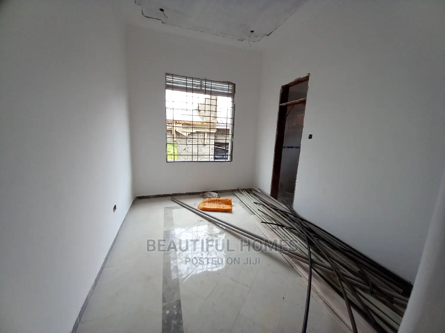 Furnished 5bdrm Mansion in Kira for Sale in Kira
