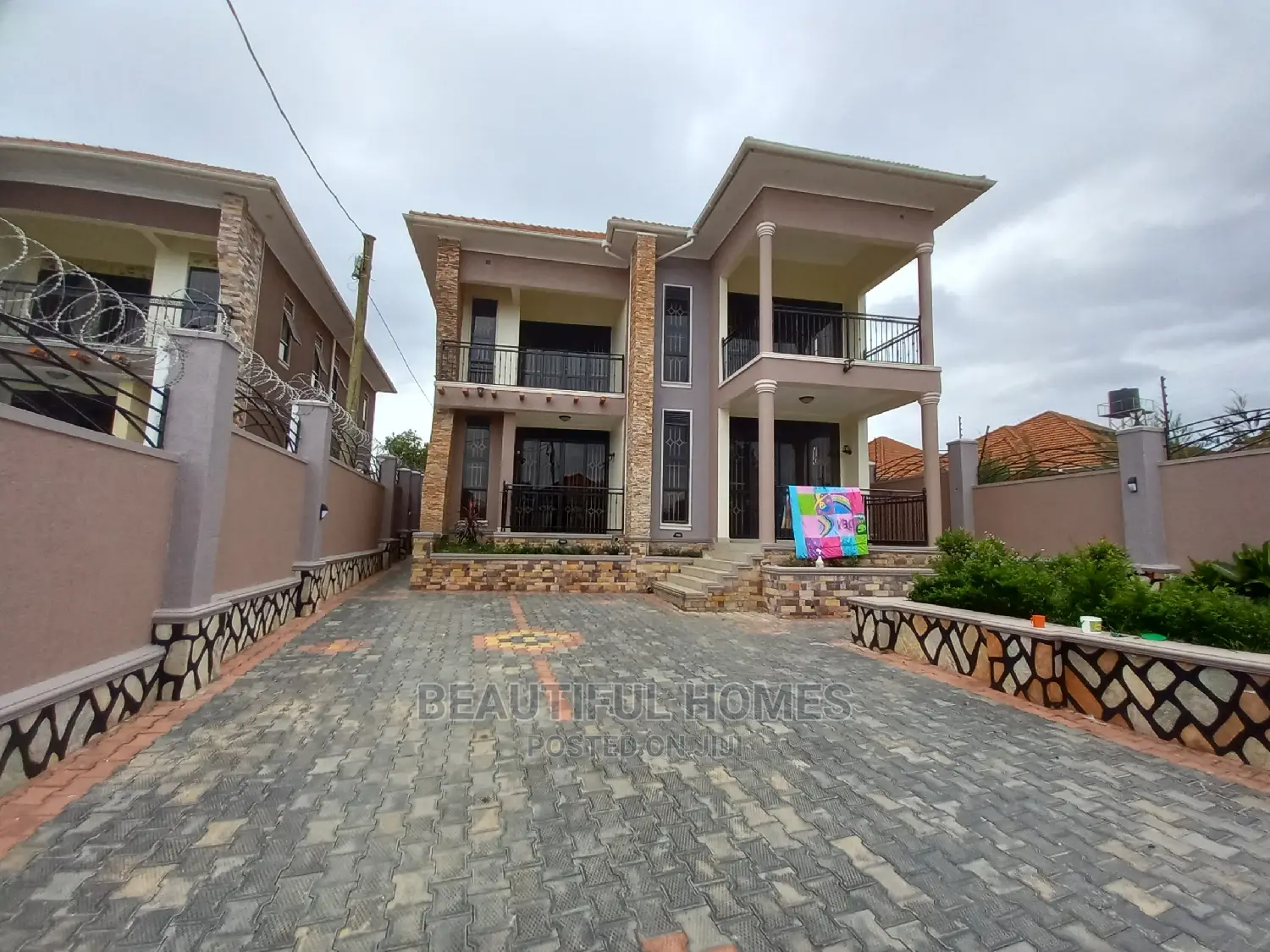 Furnished 4bdrm Mansion in Kira Mamerito Road for Sale in Kira