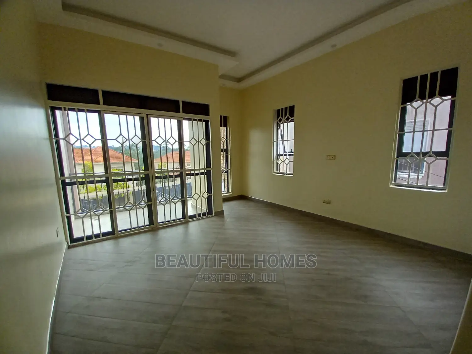 Furnished 4bdrm Mansion in Kira Mamerito Road for Sale in Kira