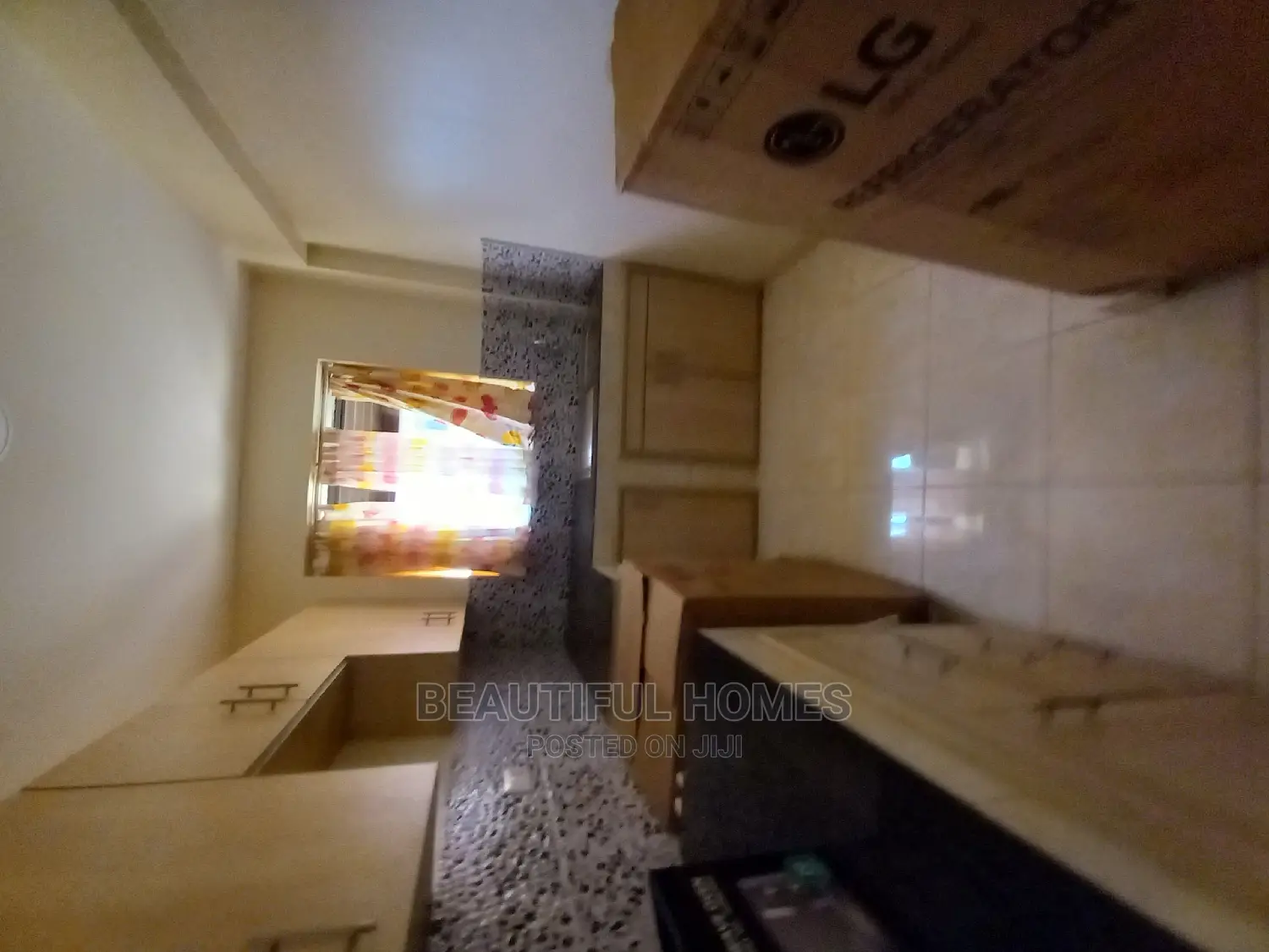 Furnished 3bdrm Condo in Kisaasi, Nakawa for Sale in Nakawa