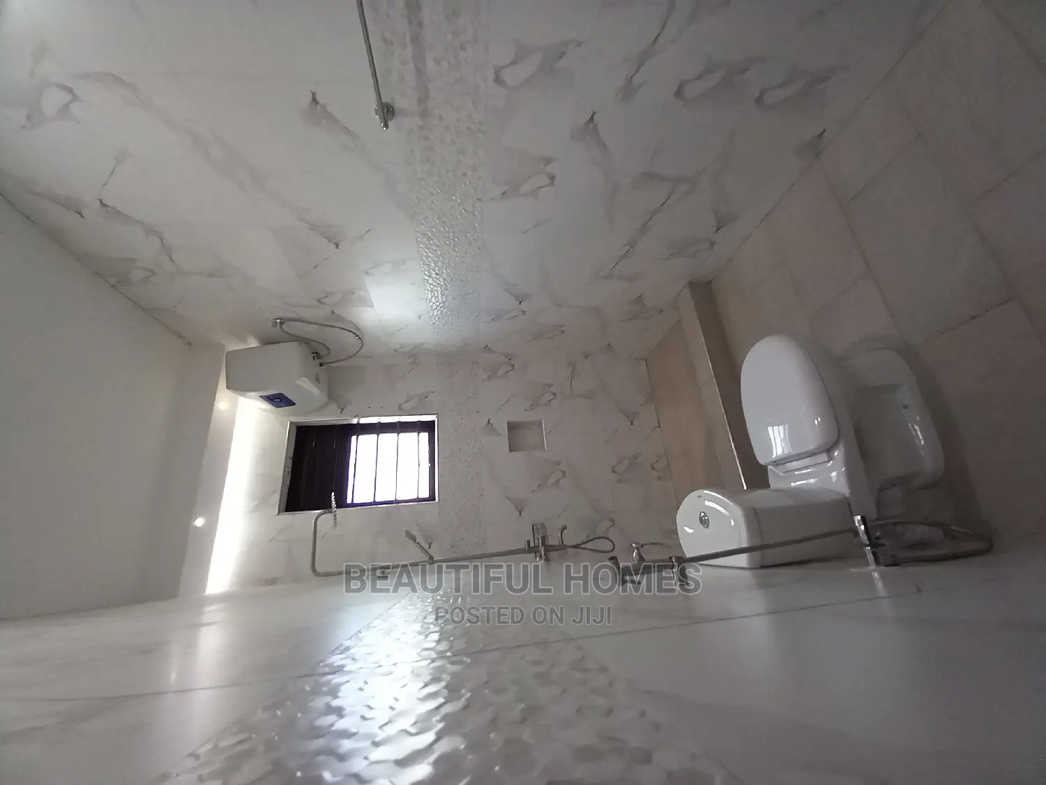 Furnished 3bdrm Condo in Kisaasi, Nakawa for Sale in Nakawa