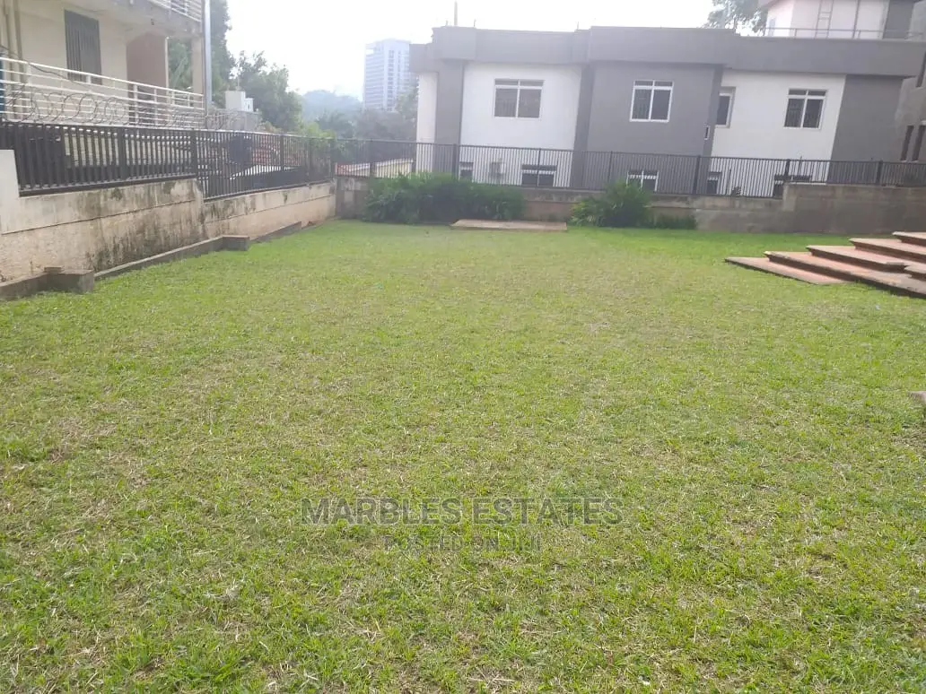 Nice Office Space for Rent in Kololo. in Central Division