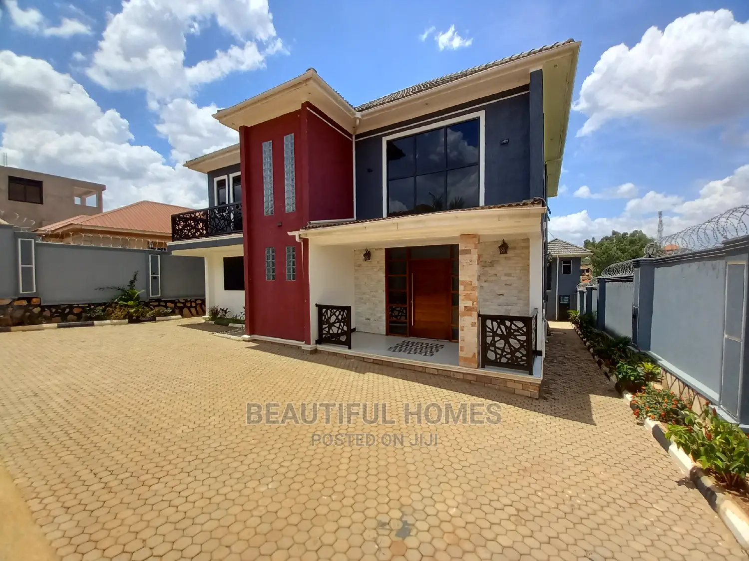 Furnished 5bdrm Mansion in Kira for Sale in Kira