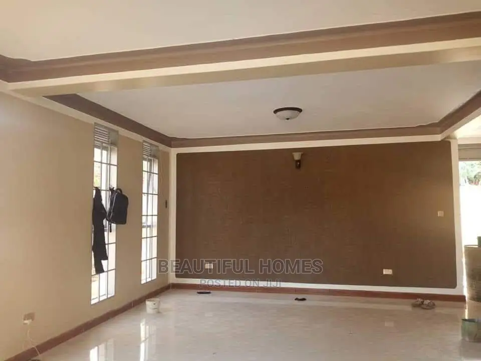 Furnished 4bdrm House in Kira for Sale in Kira