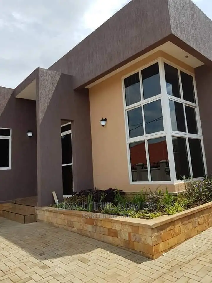 Furnished 4bdrm House in Kira for Sale in Kira