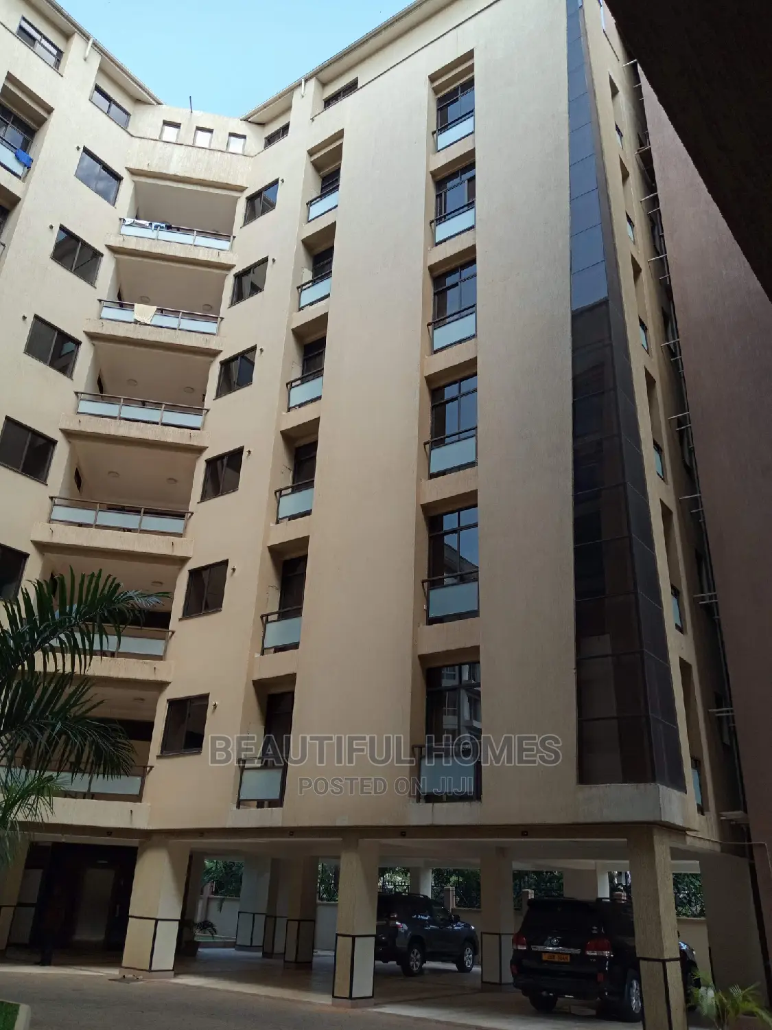 Furnished 3bdrm Condo in Kololo, Central Division for Sale in Central Division
