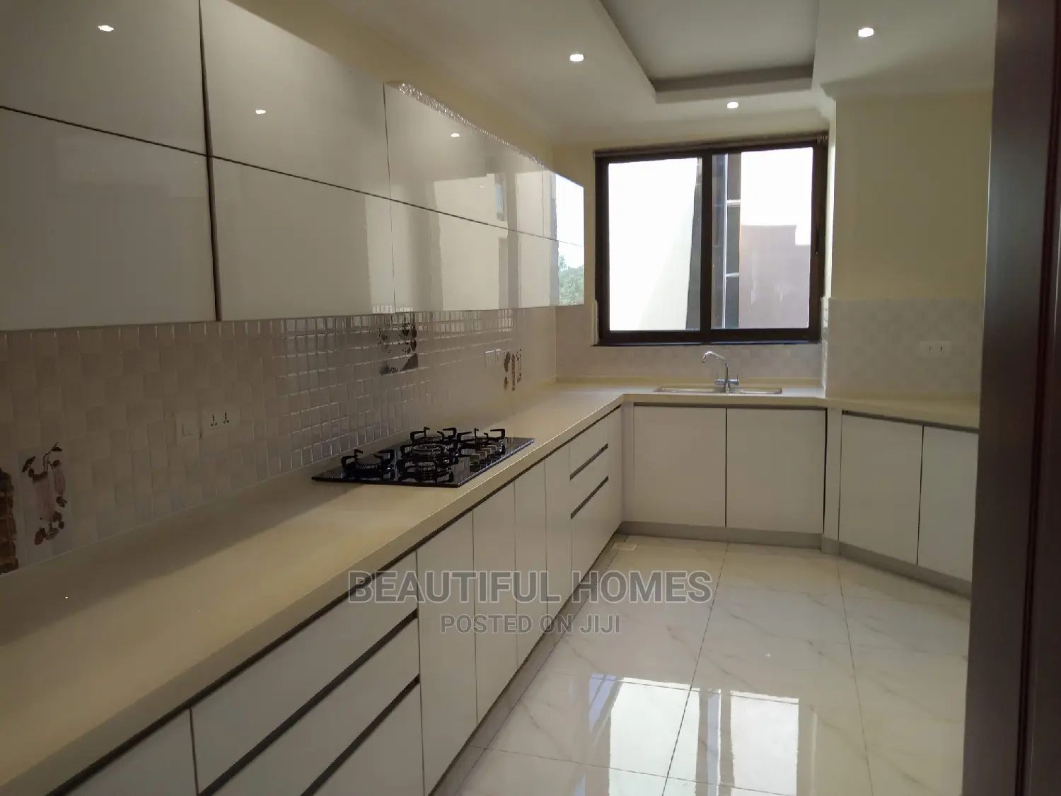 Furnished 3bdrm Condo in Kololo, Central Division for Sale in Central Division