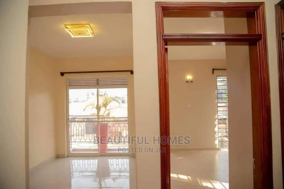 Furnished 2bdrm Apartment in Kisaasi, Nakawa for Sale in Nakawa