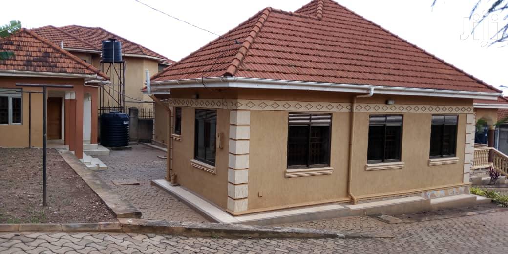 Six Bedrooms House For Rent in Wakiso