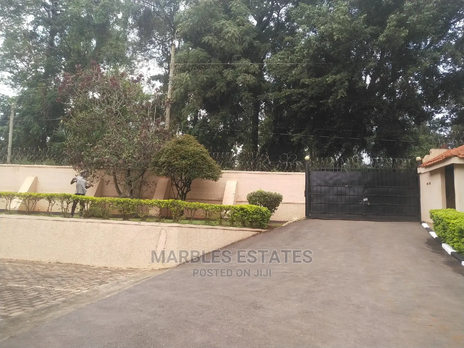 Office Space for Rent in Nakasero With a Number of Rooms . in Central Division