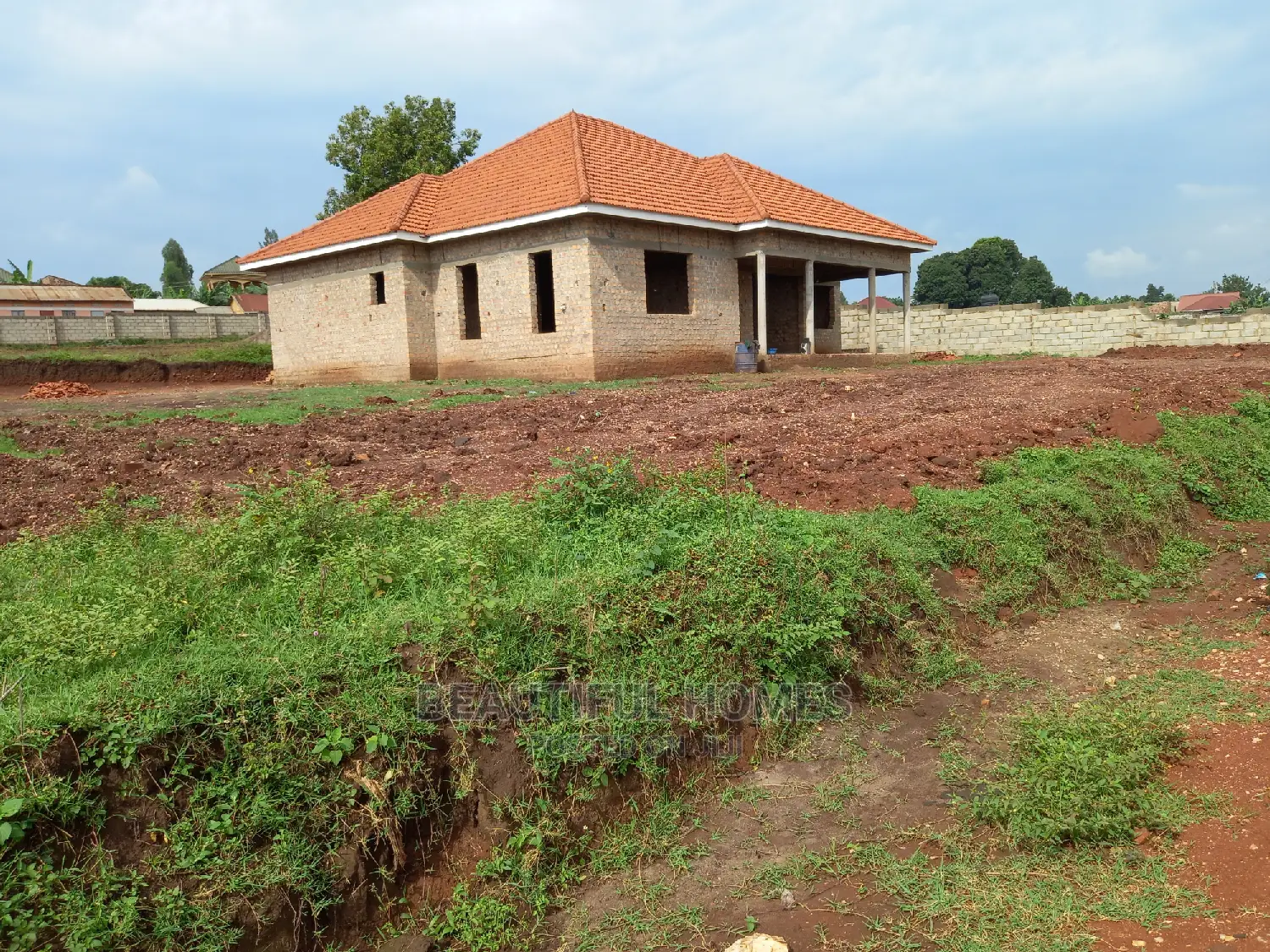 Furnished 4bdrm House in Kasangat, Nangabo for Sale in Nangabo