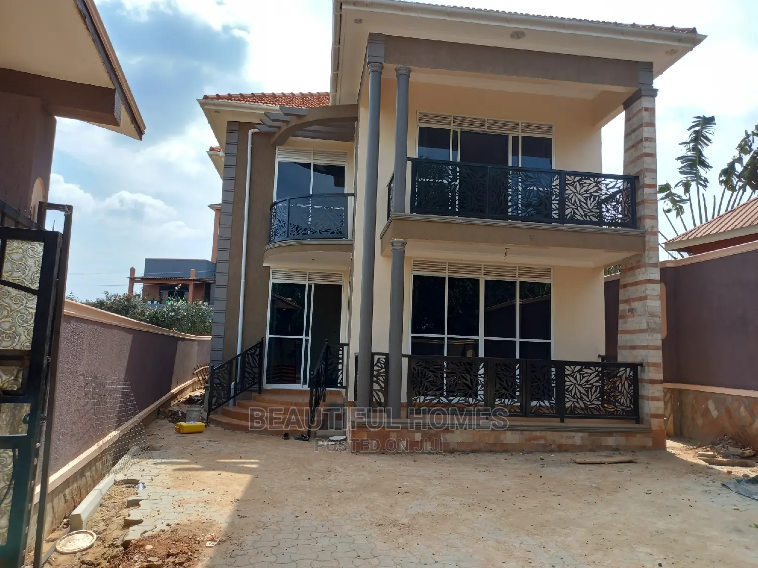 Furnished 4bdrm House in Kisaasi, Nakawa for Sale in Nakawa