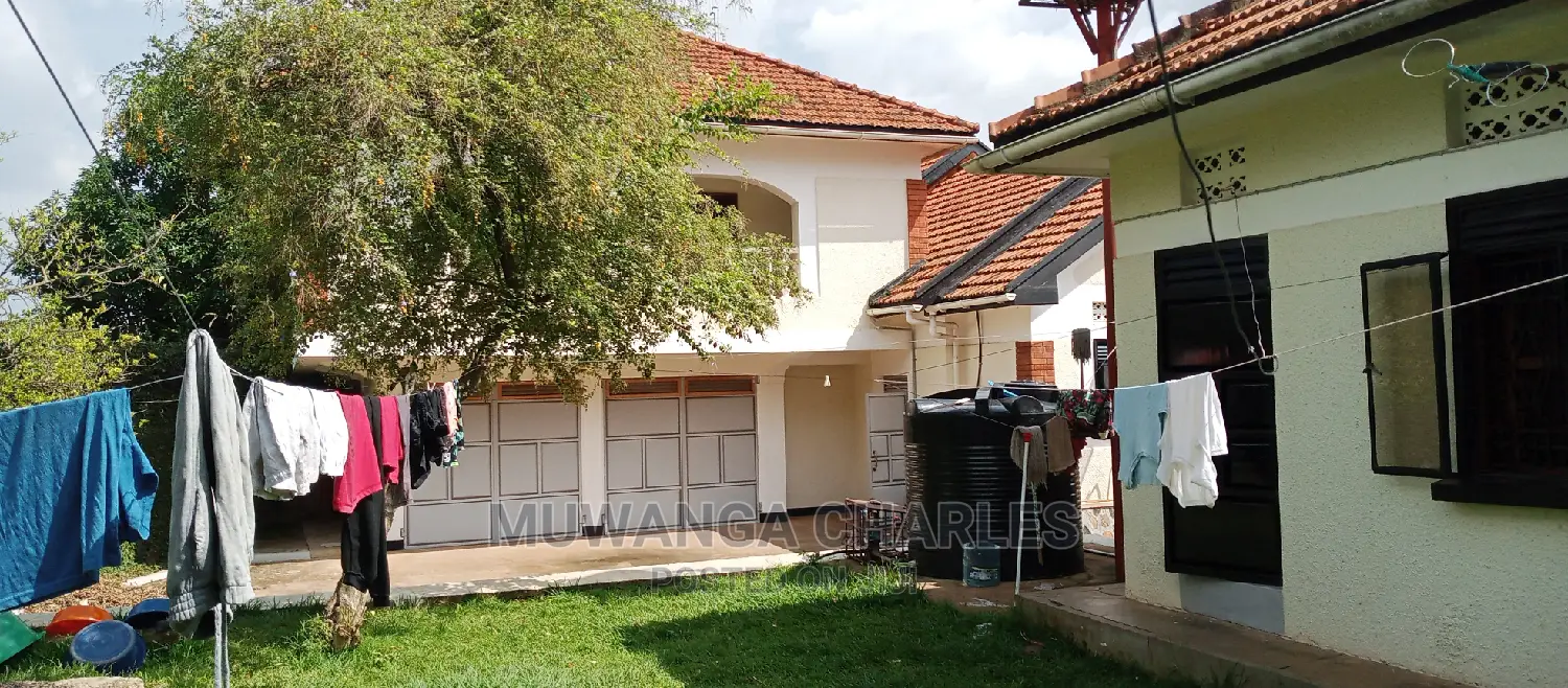 4bdrm Duplex in Fs Properties Ltd, Central Division for rent in Central Division