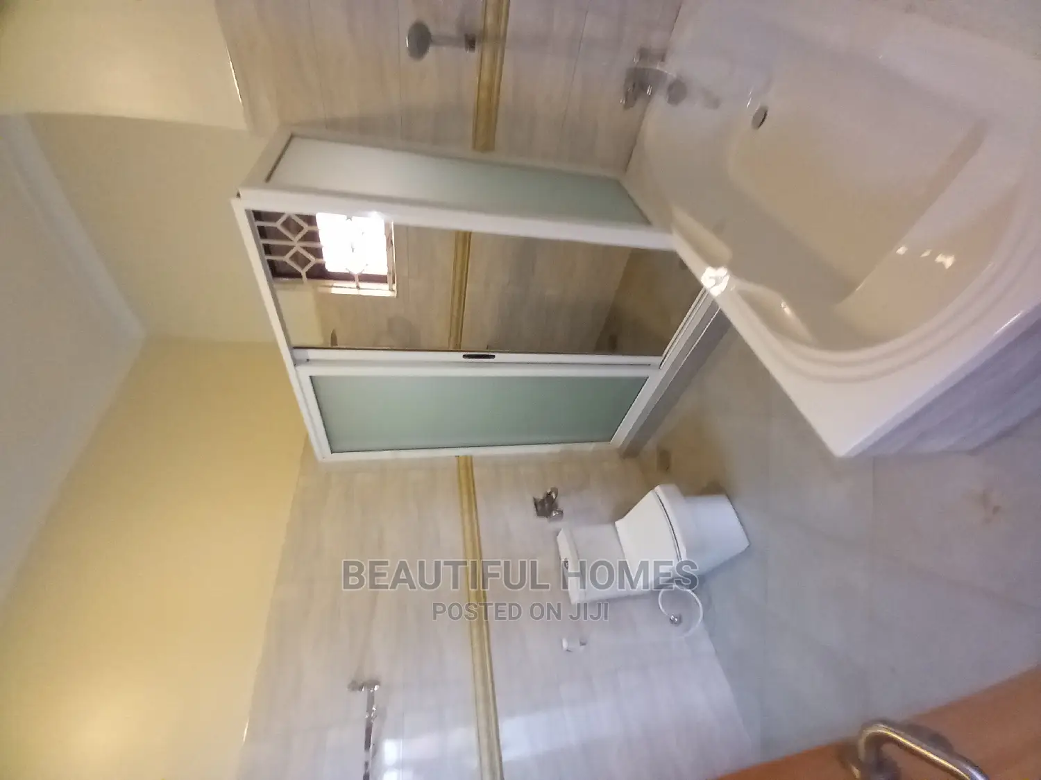 Furnished 4bdrm House in Kira for Sale in Kira