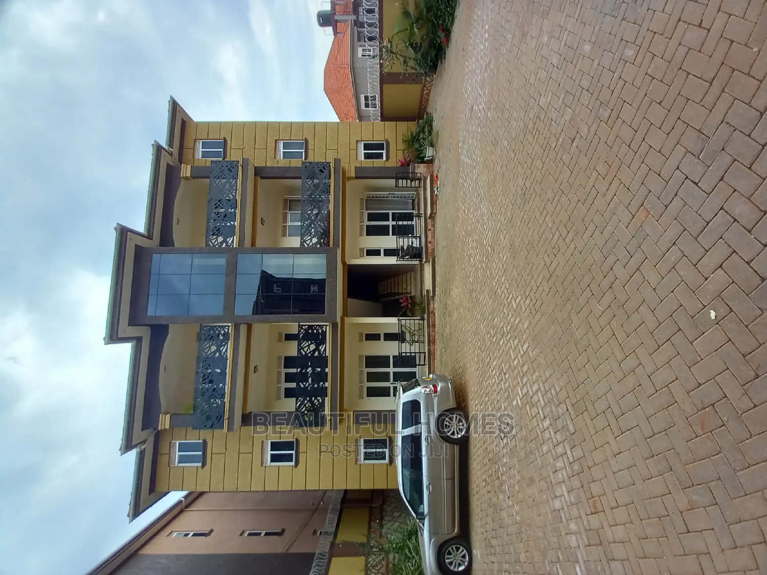 Furnished 2bdrm Apartment in Kisaasi, Nakawa for Sale in Nakawa