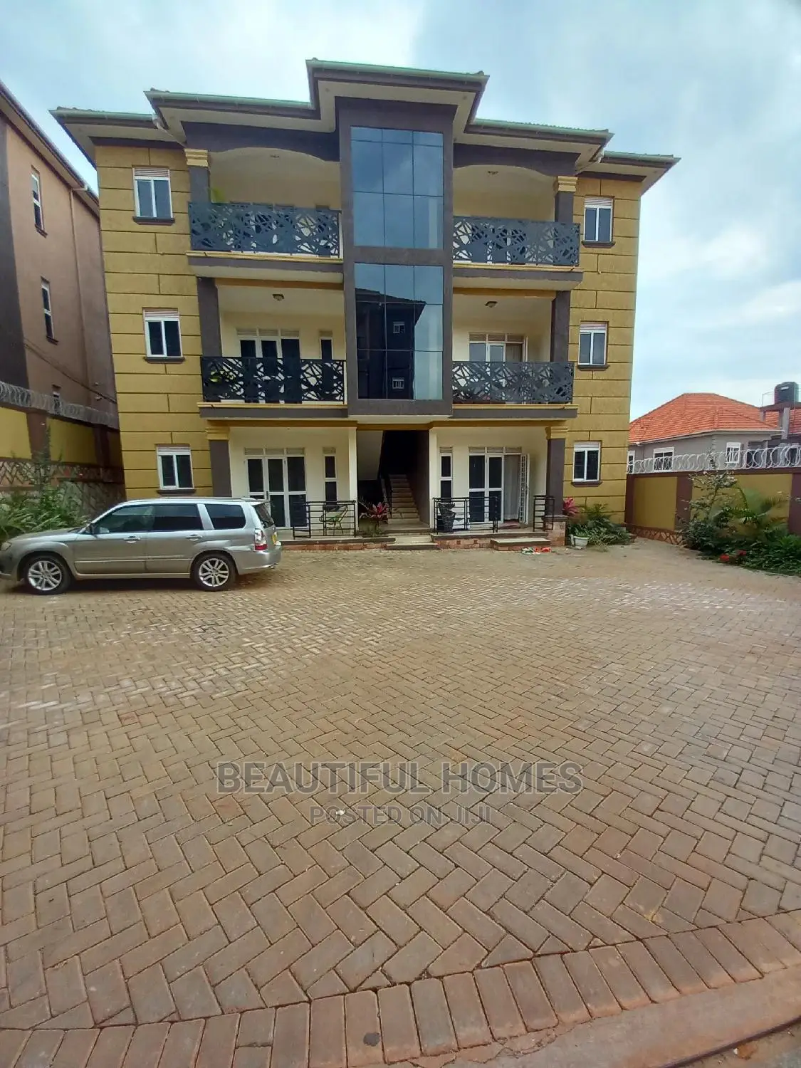 Furnished 2bdrm Apartment in Kisaasi, Nakawa for Sale in Nakawa