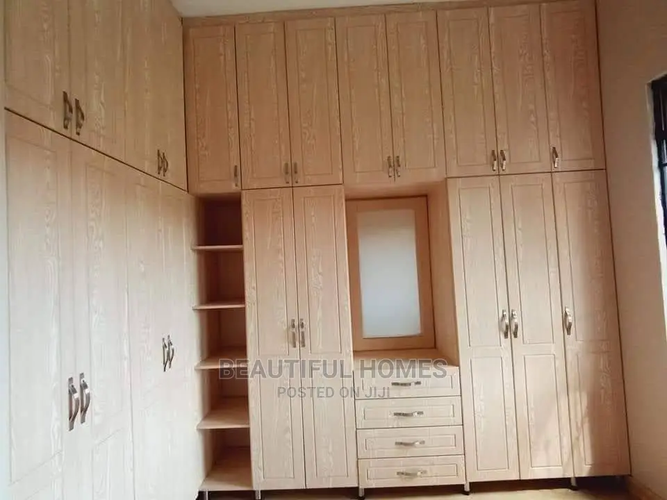 Furnished 5bdrm House in Kira for Sale in Kira