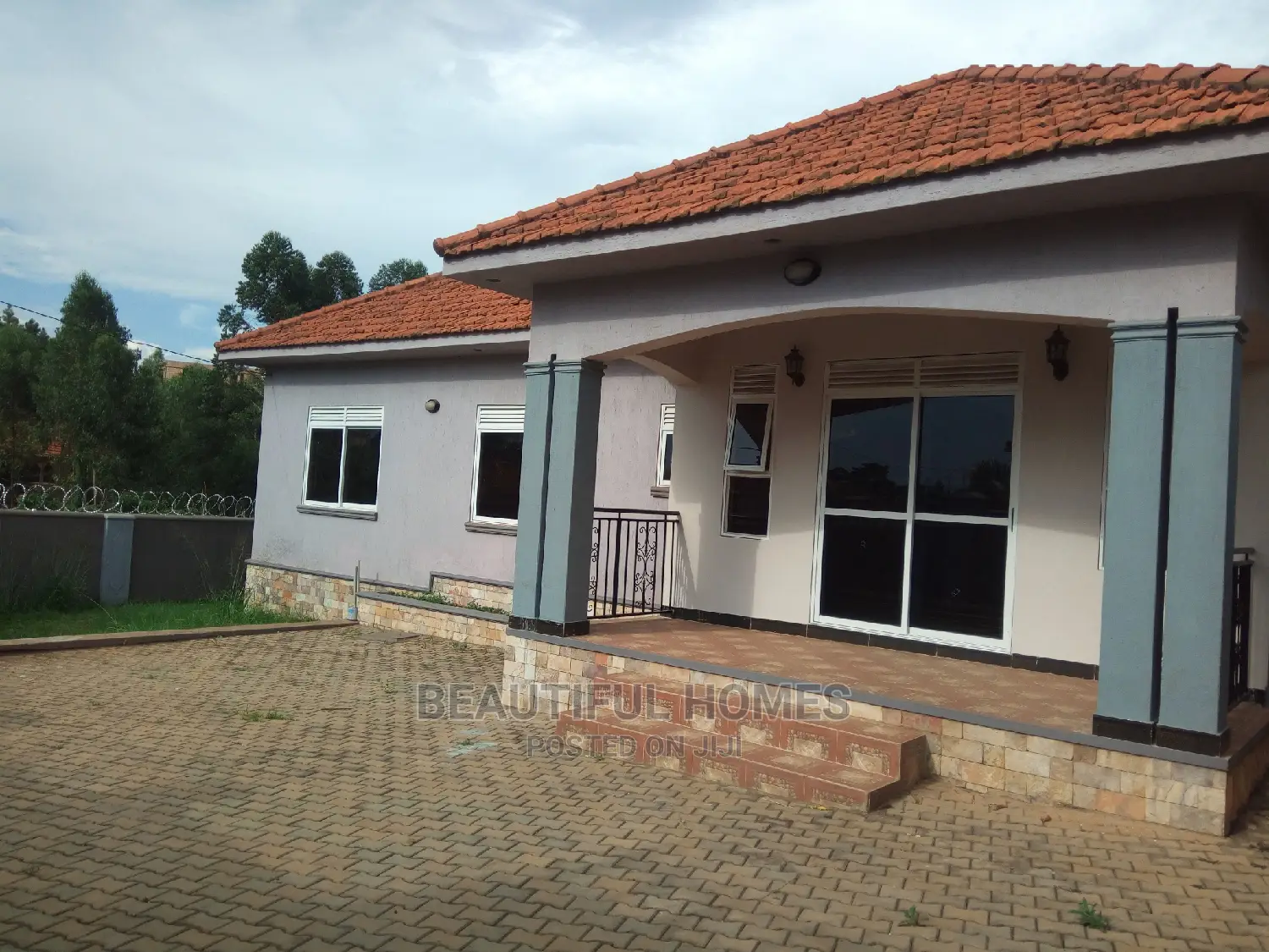 Furnished 4bdrm House in Kira for Sale in Kira