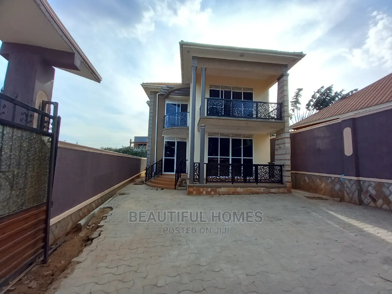 Furnished 4bdrm House in Kyanja, Central Division for Sale in Central Division