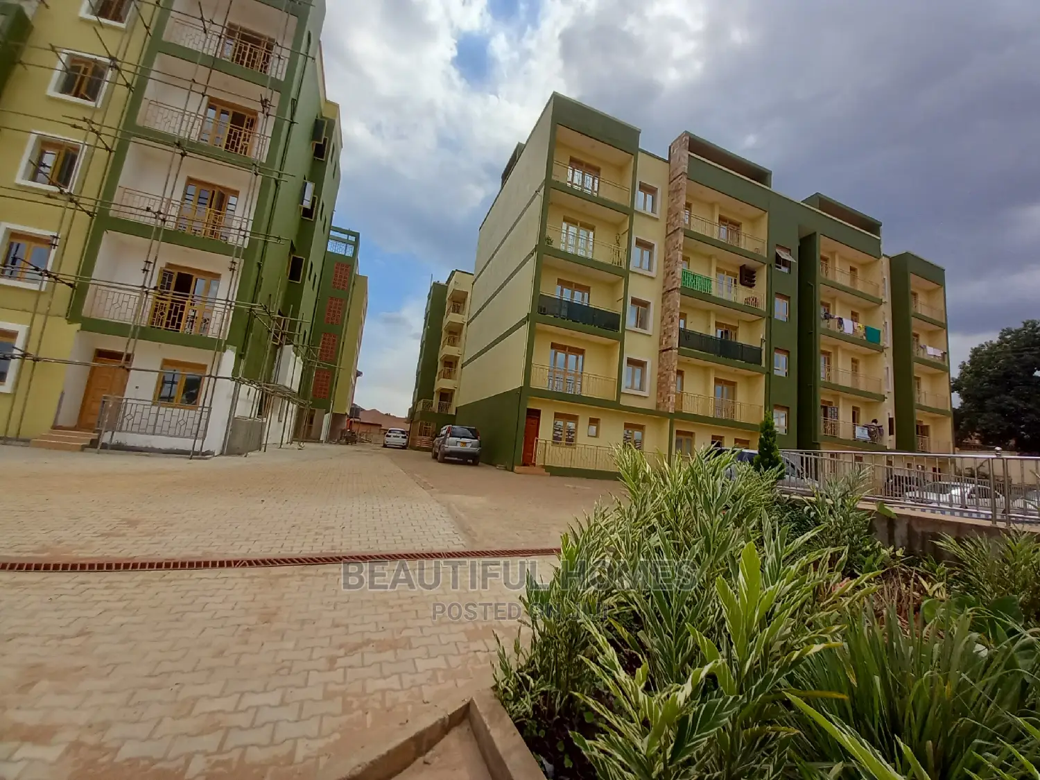 Furnished 2bdrm Condo in Bukoto, Central Division for Sale in Central Division