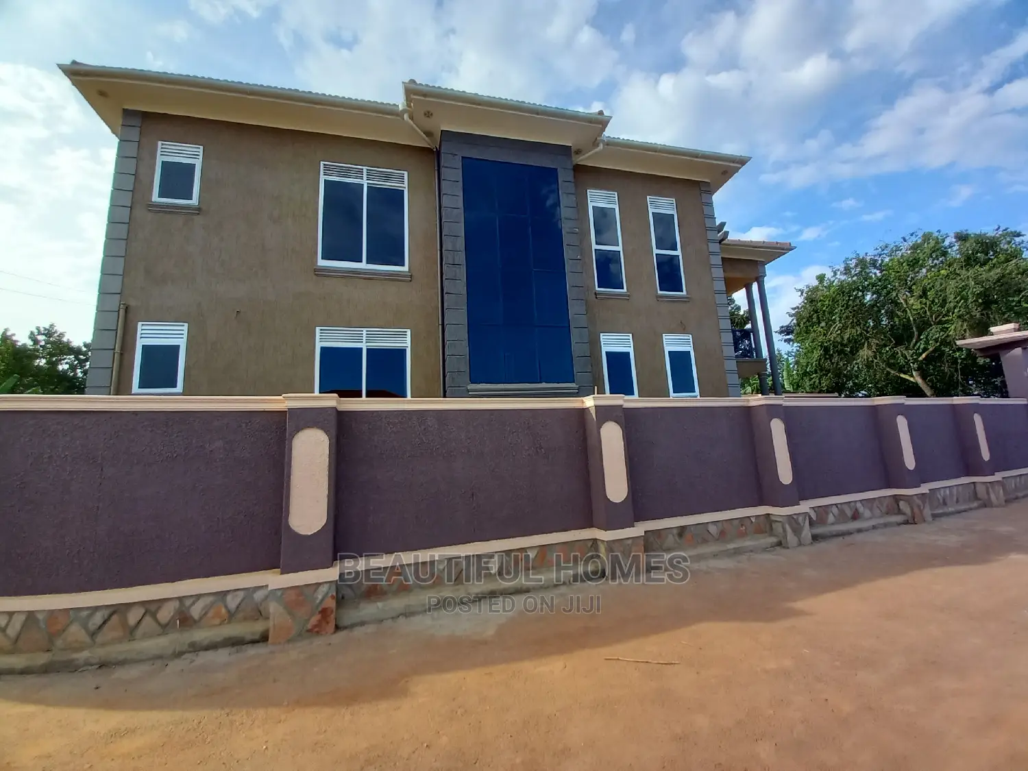 Furnished 5bdrm Mansion in Kisaasi, Central Division for Sale in Central Division