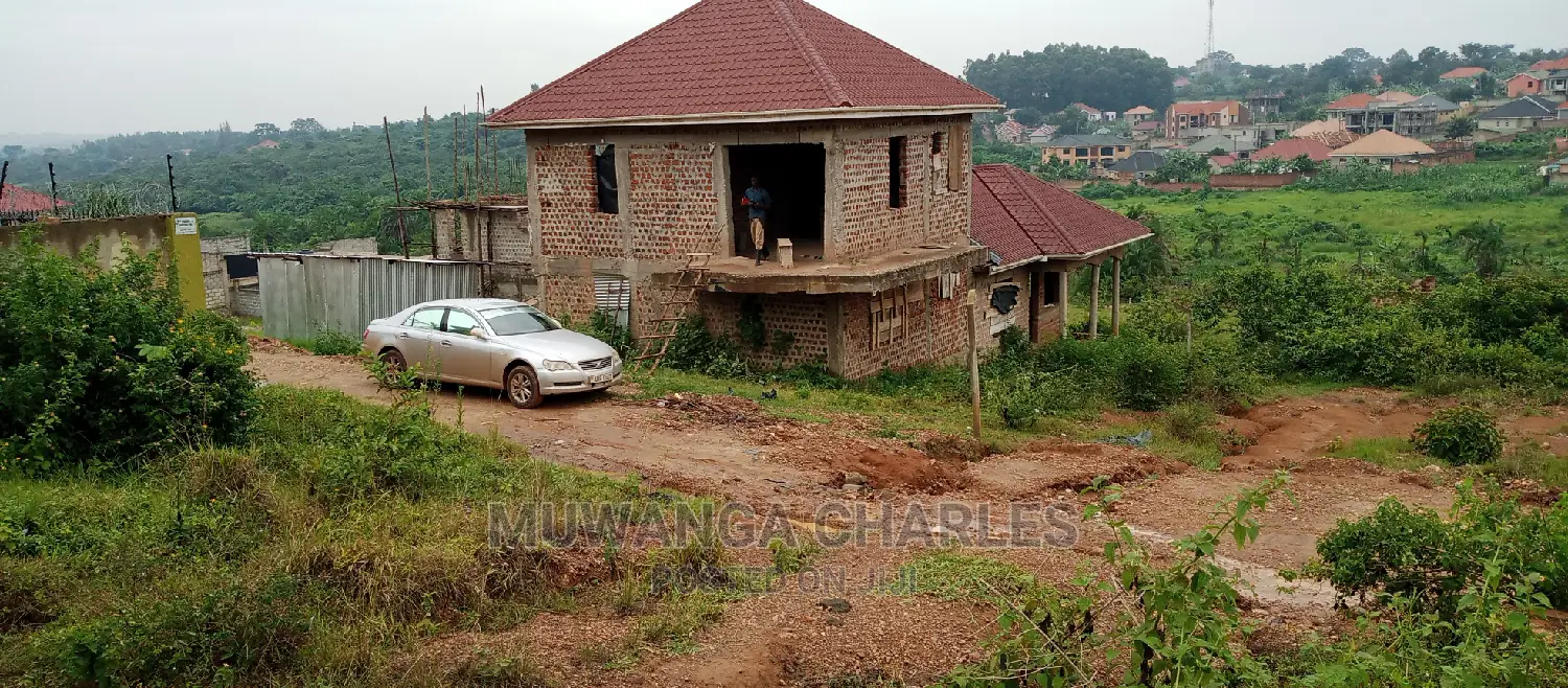 12decimals for Sale in Kira in Central Division