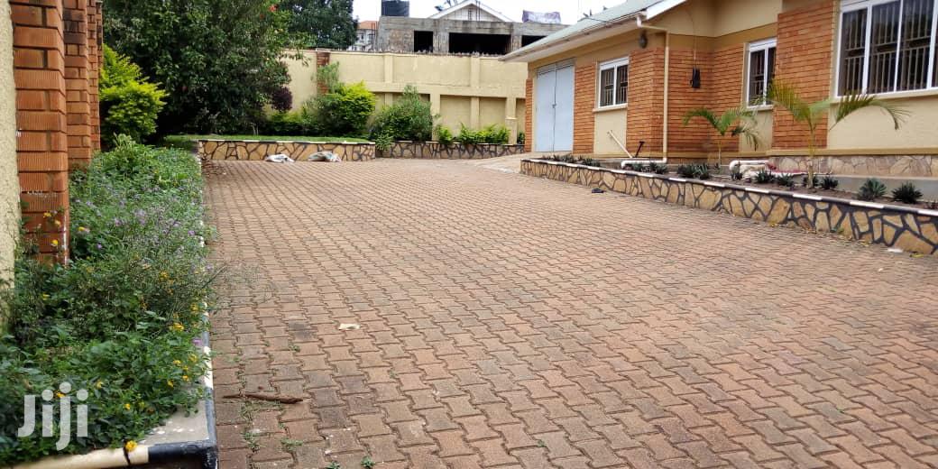 3 Bedrooms House For Rent in Kampala