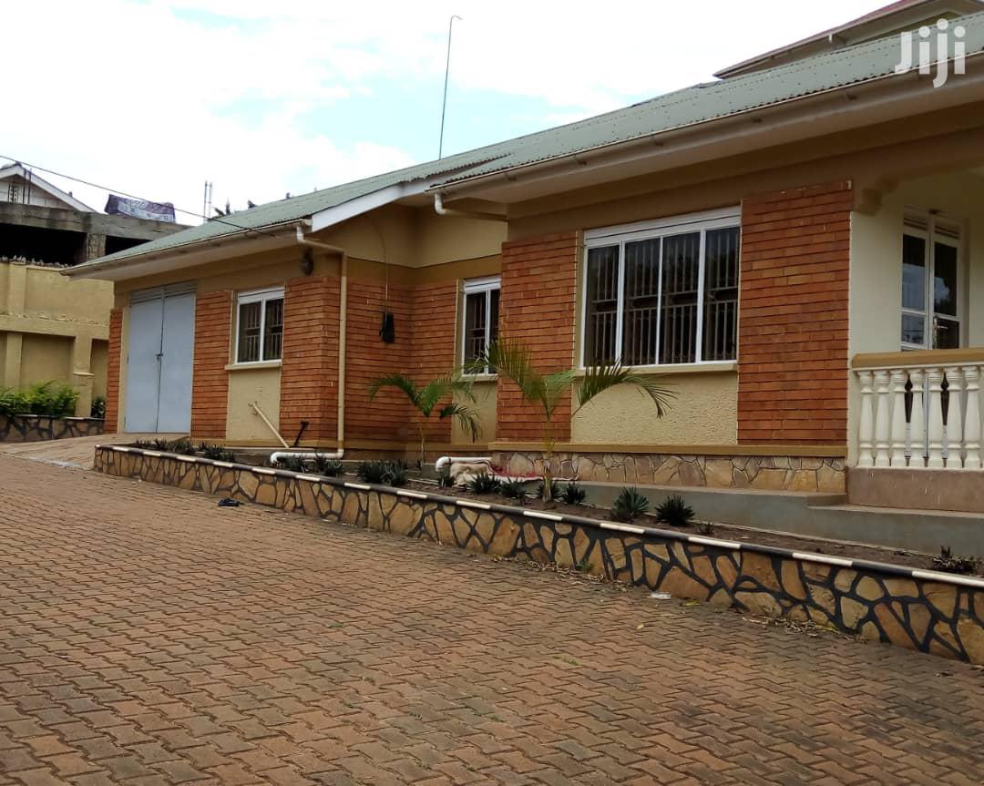 3 Bedrooms House For Rent in Kampala