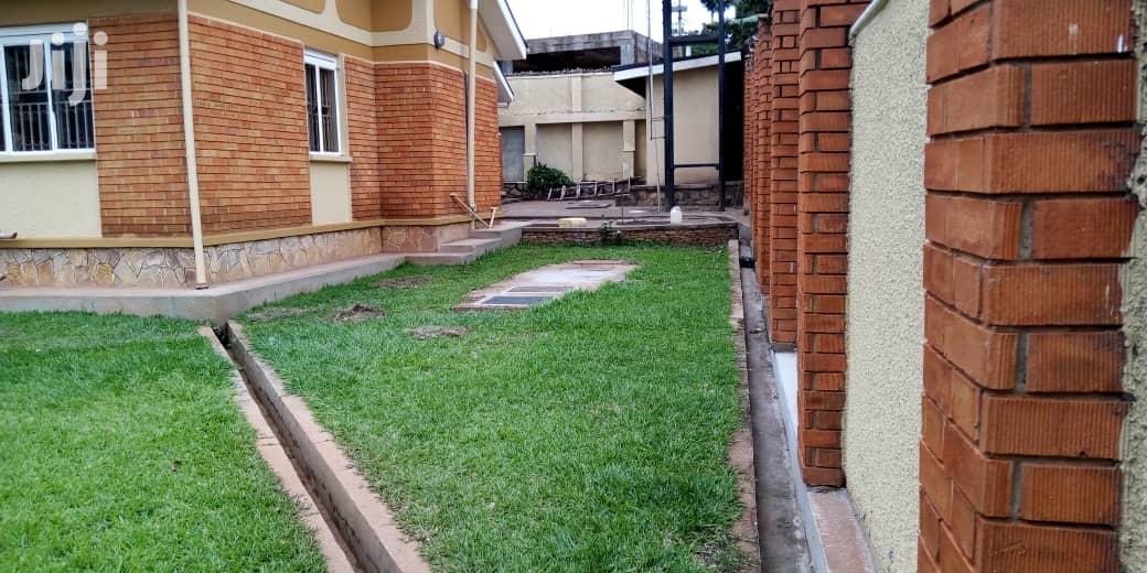 3 Bedrooms House For Rent in Kampala