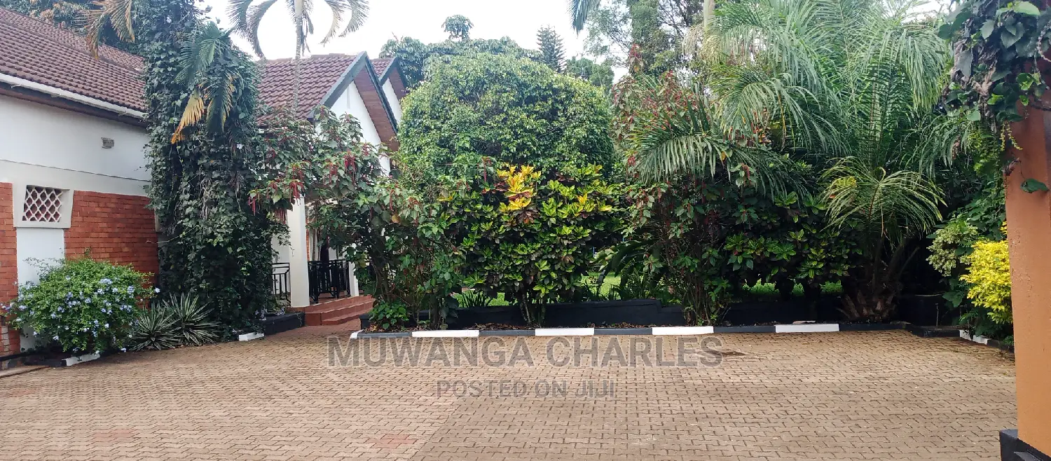 6bdrm Duplex in Fs Properties Ltd, Central Division for Rent in Central Division