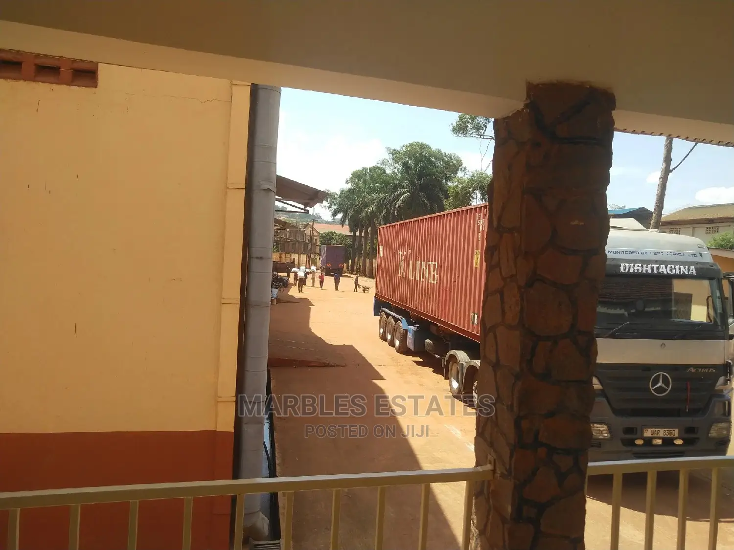 Warehouse for Rent in Ntinda With 1000sqms and 800. in Central Division