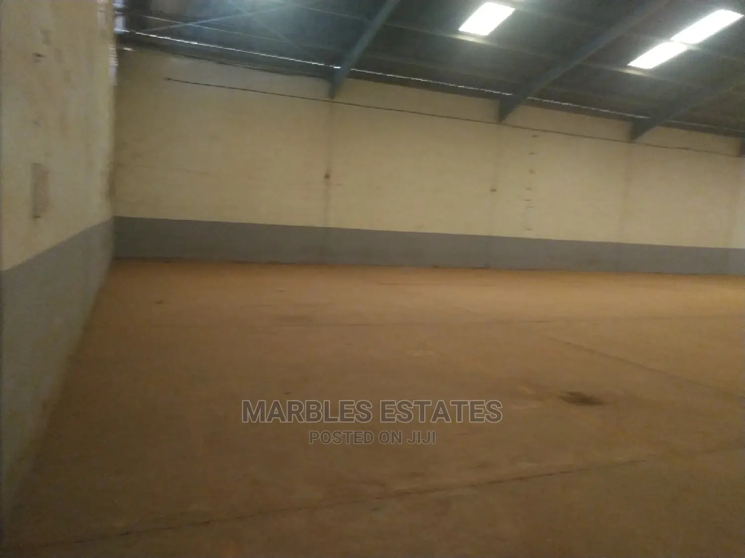 Warehouse for Rent in Ntinda With 1000sqms and 800. in Central Division