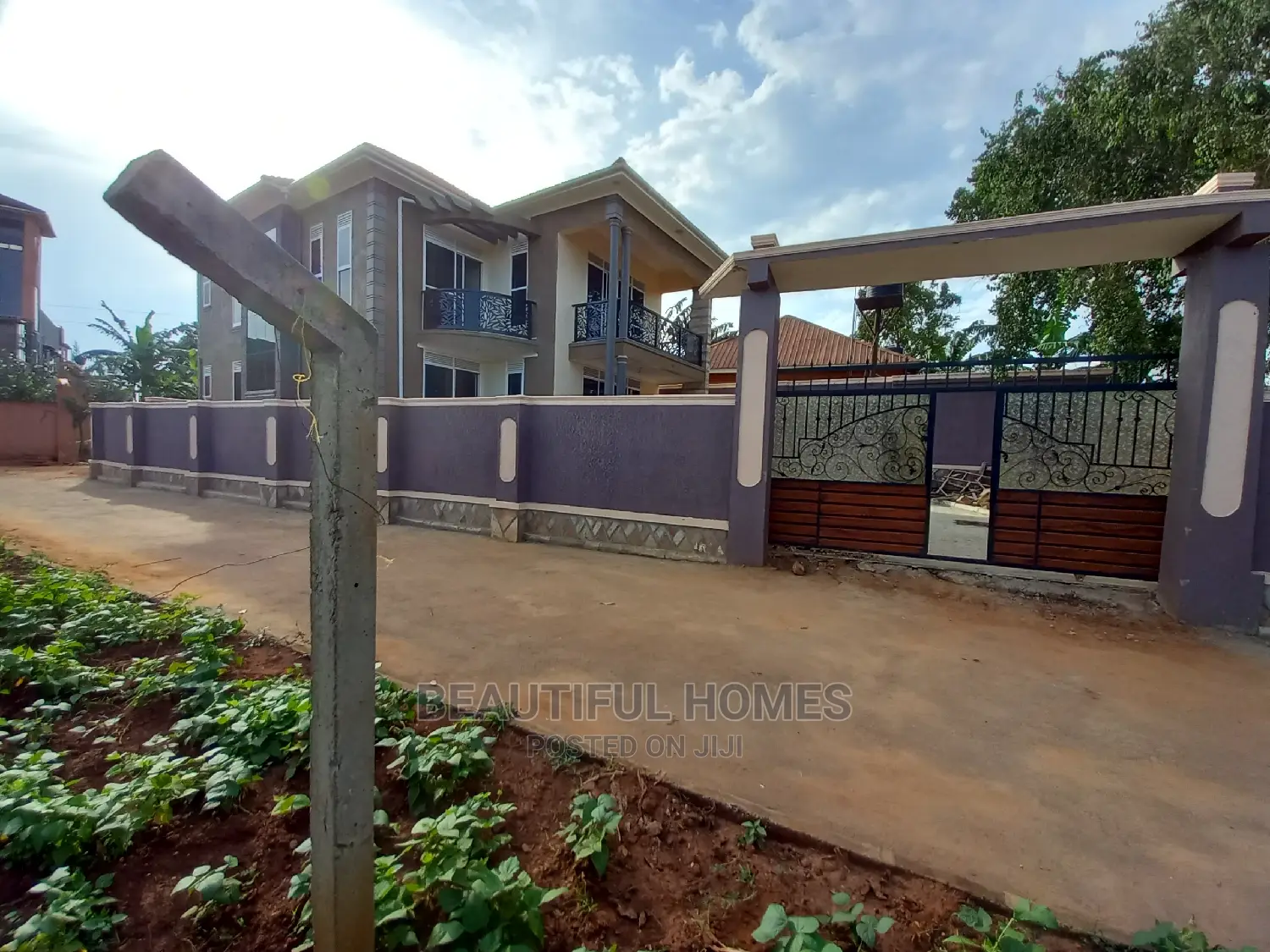 Furnished 4bdrm House in Kisaasi, Nakawa for Sale in Nakawa