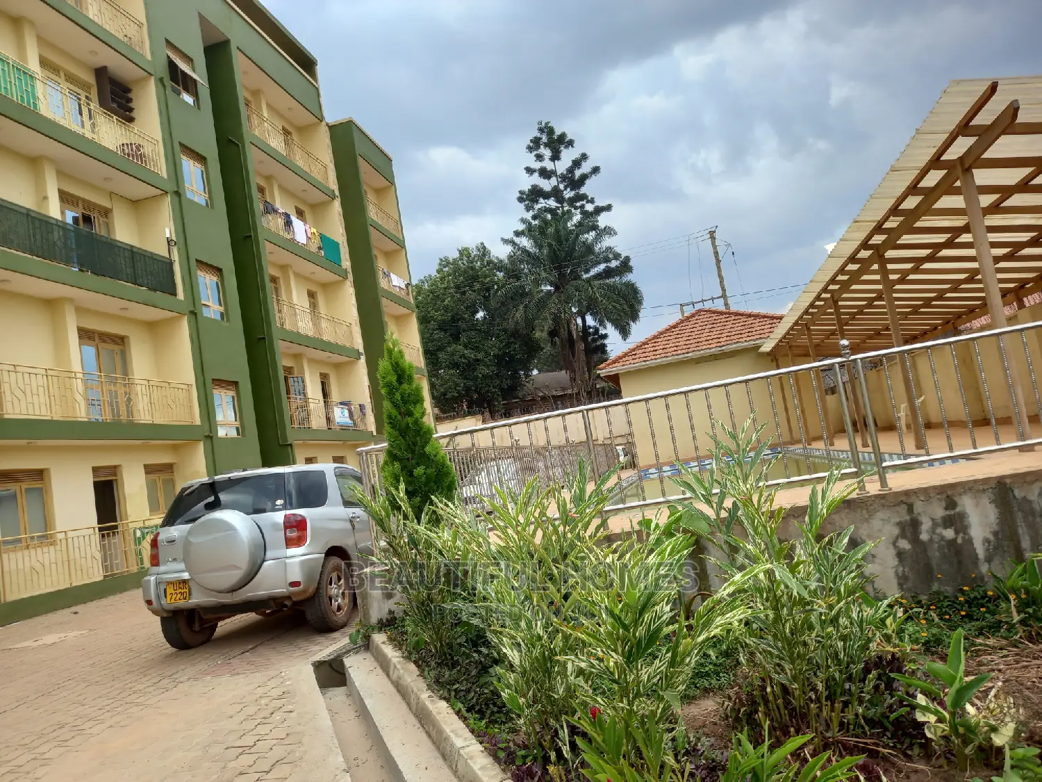 Furnished 2bdrm Condo in Bukoto, Central Division for Sale in Central Division