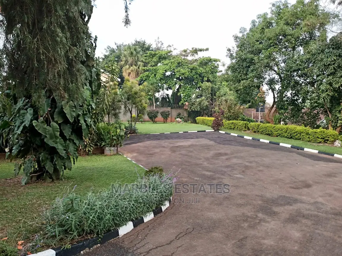 5bdrm Bungalow in Naguru, Central Division for Rent in Central Division