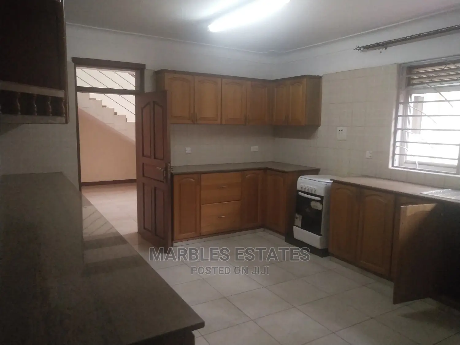 Furnished 3bdrm Townhouse/Terrace in Naguru, Central Division for Rent in Central Division
