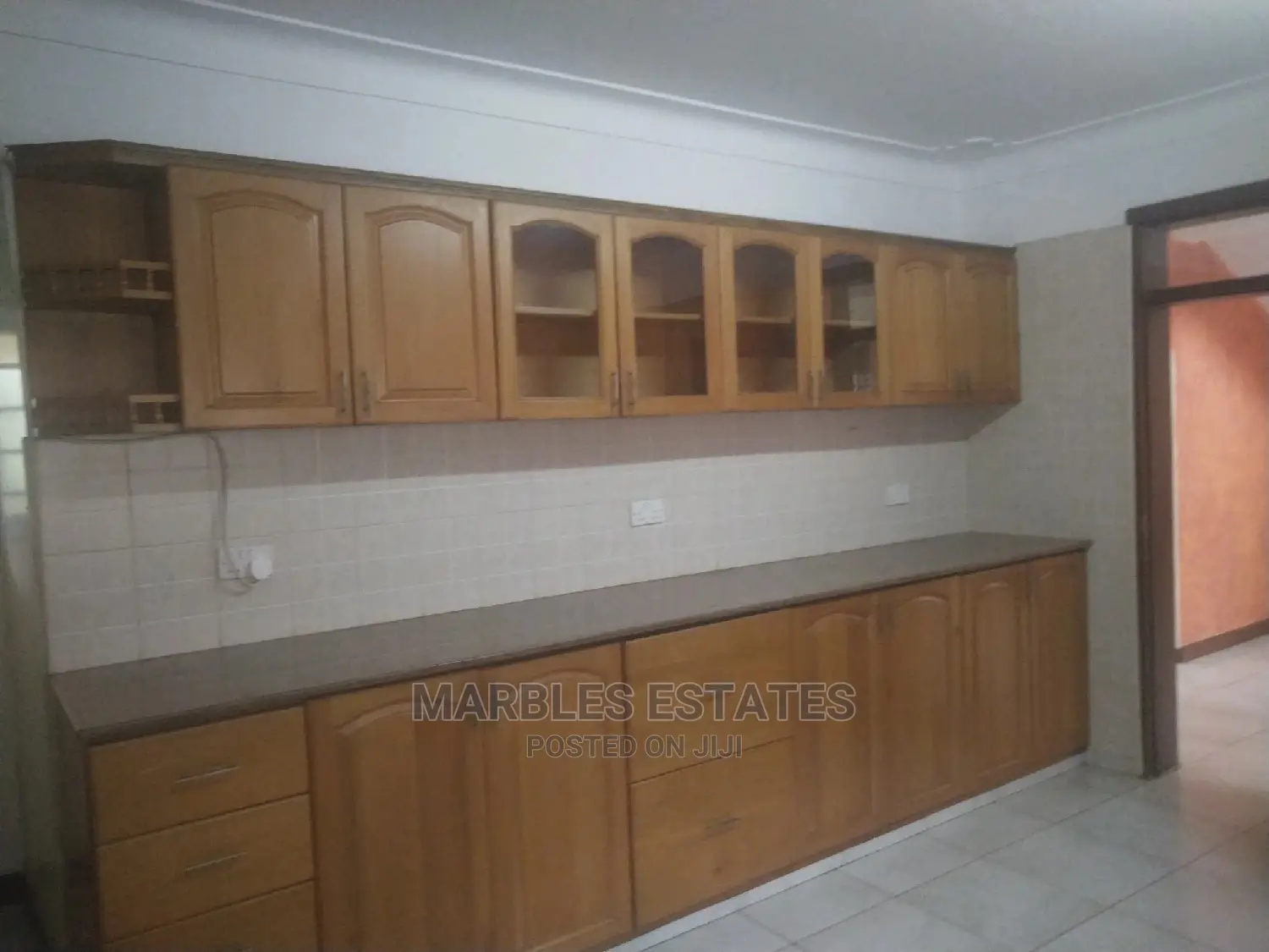 Furnished 3bdrm Townhouse/Terrace in Naguru, Central Division for Rent in Central Division