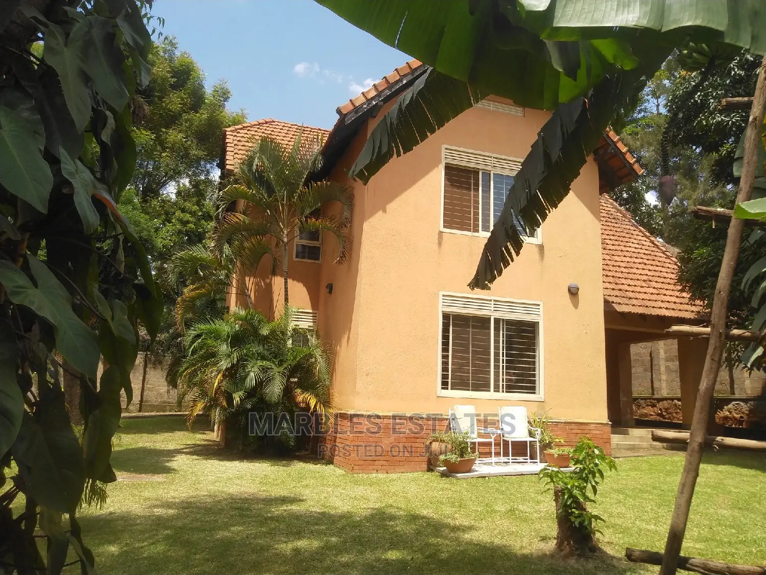 4bdrm Duplex in Bugolobi, Central Division for Rent in Central Division