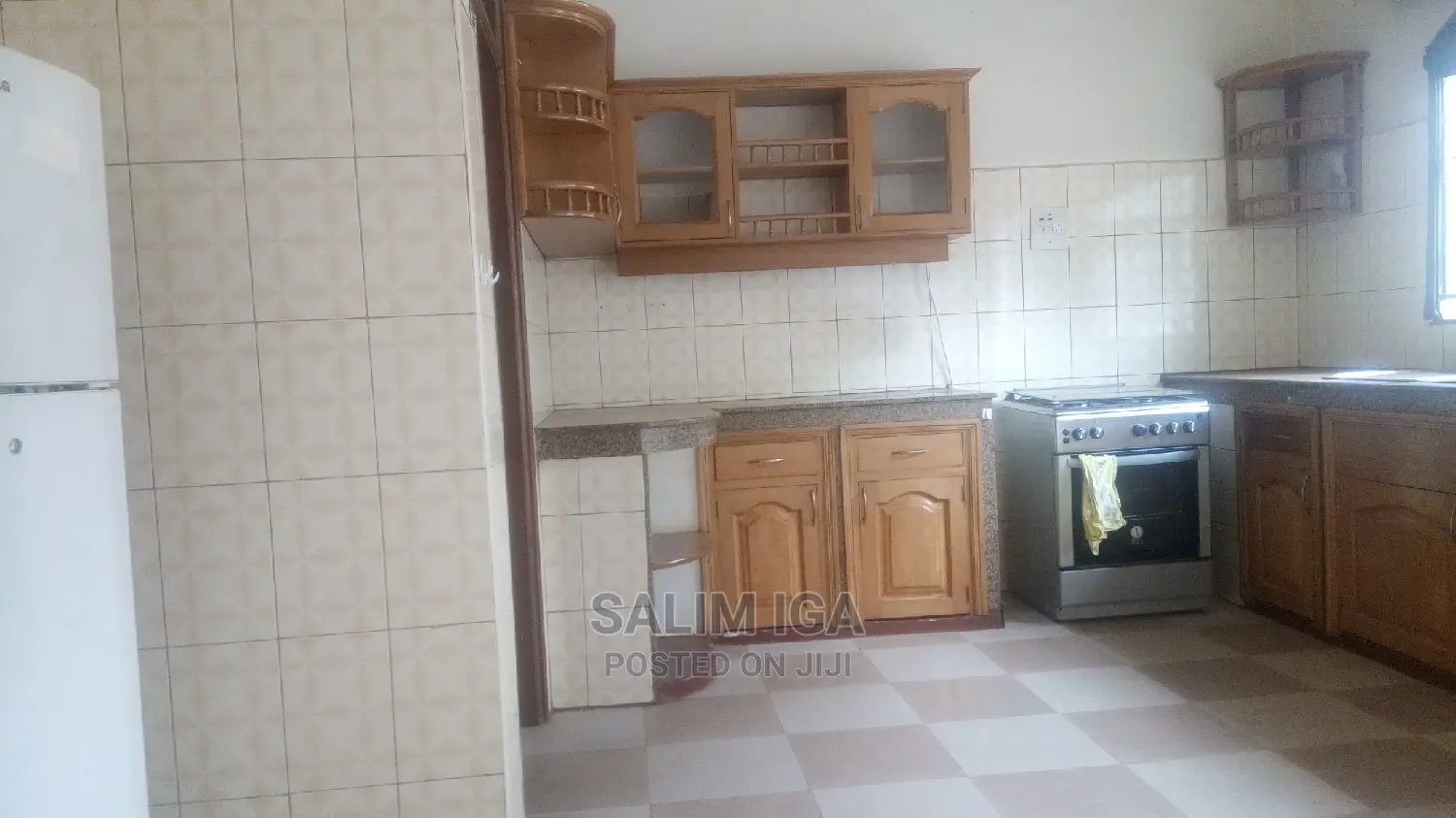 4bdrm Bungalow in Kololo Property, Central Division for Rent in Central Division