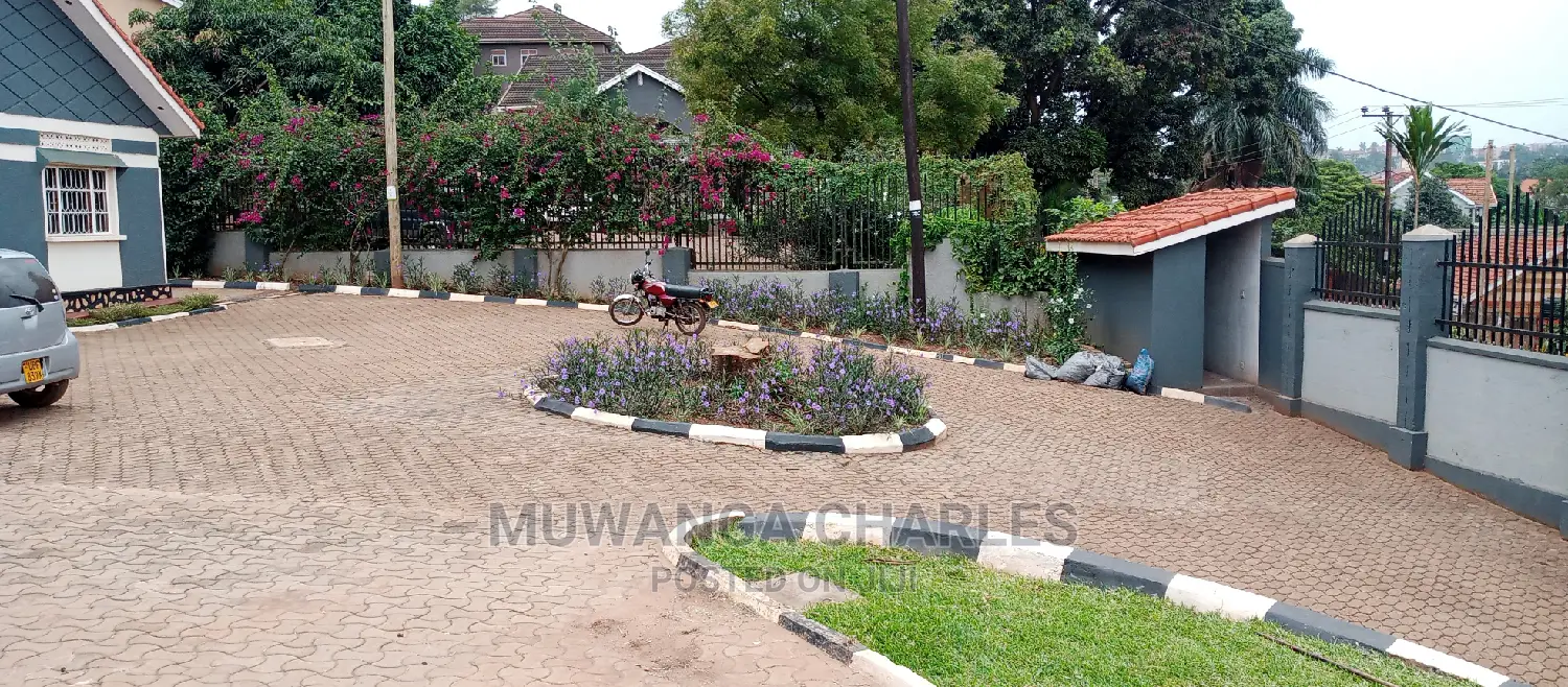 6bdrm House in Fs Properties Ltd, Central Division for Rent in Central Division