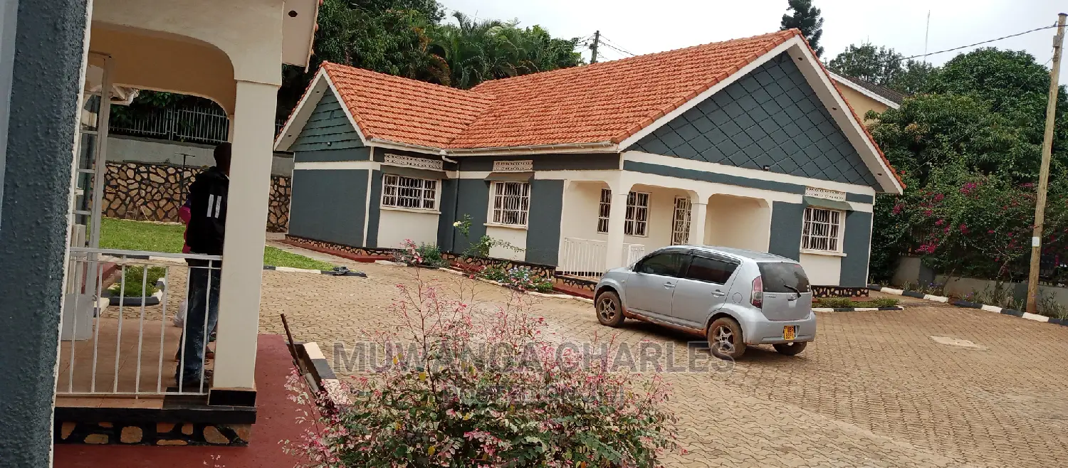 6bdrm House in Fs Properties Ltd, Central Division for Rent in Central Division