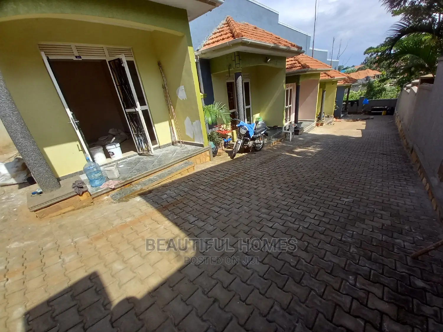 Furnished 2bdrm Apartment in Kira for Sale in Kira