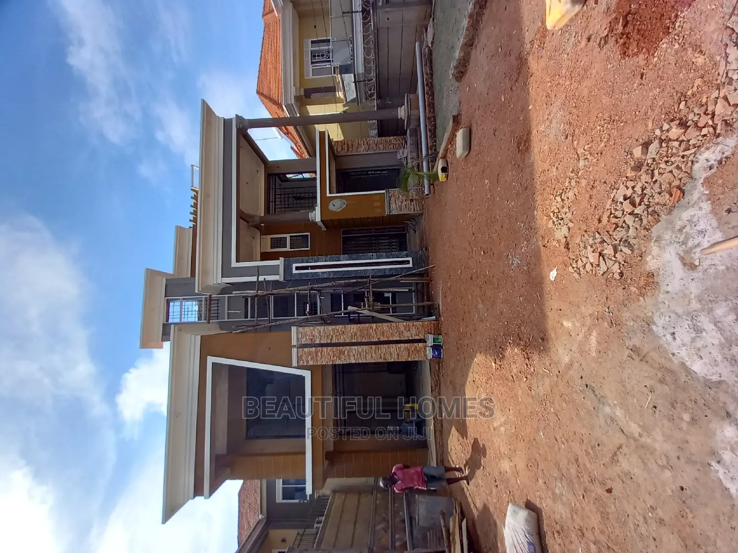 Furnished 5bdrm Mansion in Kira Posh for Sale in Kira