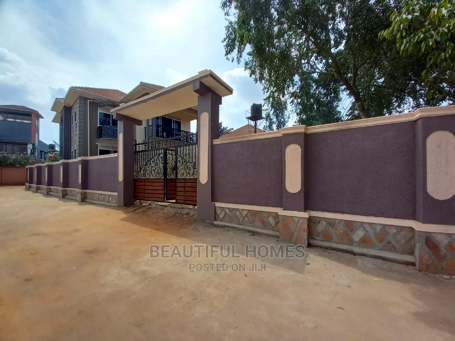 Furnished 4bdrm Mansion in Kisaasi, Nakawa for Sale in Nakawa