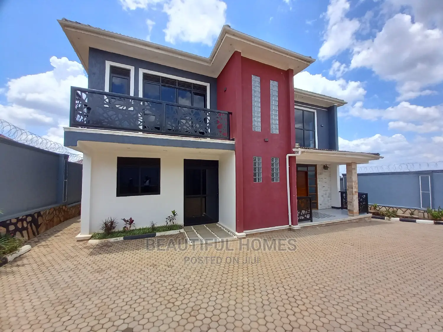 Furnished 5bdrm Mansion in Kira for Sale in Kira