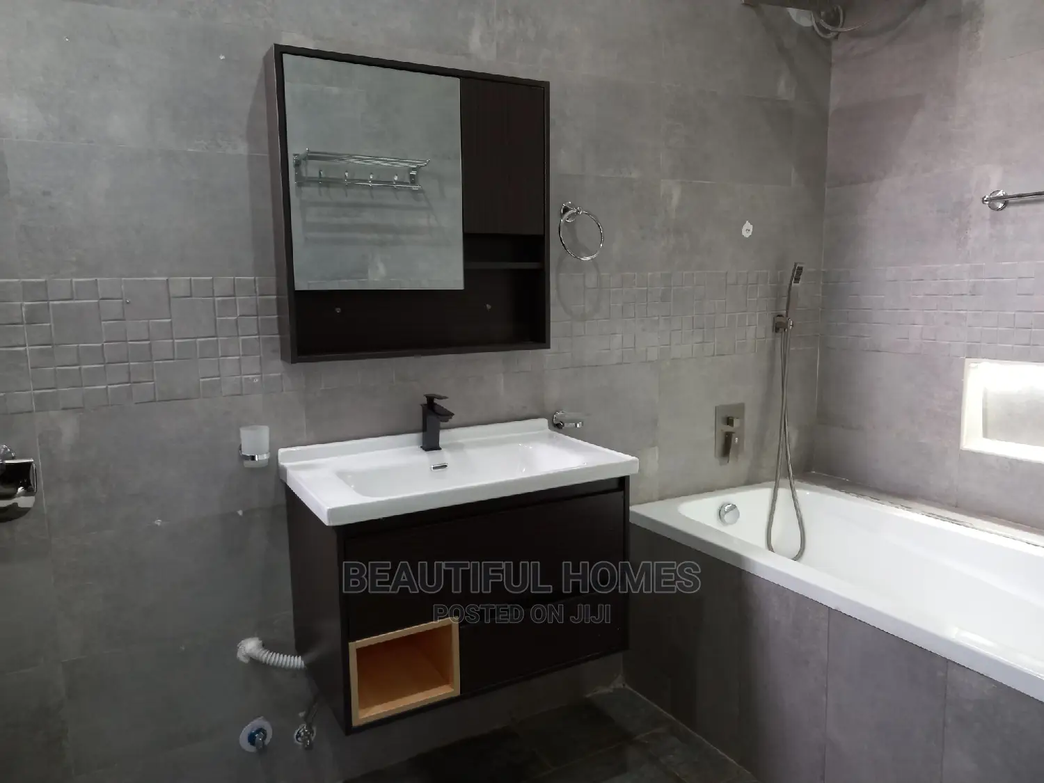 Furnished 2bdrm Apartment in Najjera, Central Division for Sale in Central Division